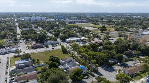 180 NW 59th Street Miami FL 33127