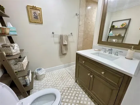 21050 Point Place Aventura FL 33180