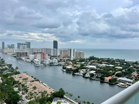 21050 Point Place Aventura FL 33180