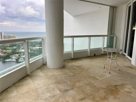 21050 Point Place Aventura FL 33180