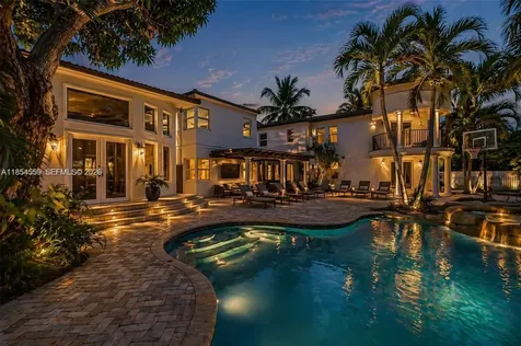 1051 NE 89th Street Miami FL 33138