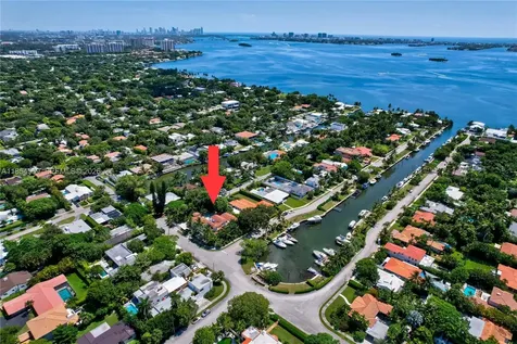 1051 NE 89th Street Miami FL 33138