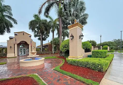 961 NE 36th Avenue Homestead FL 33033