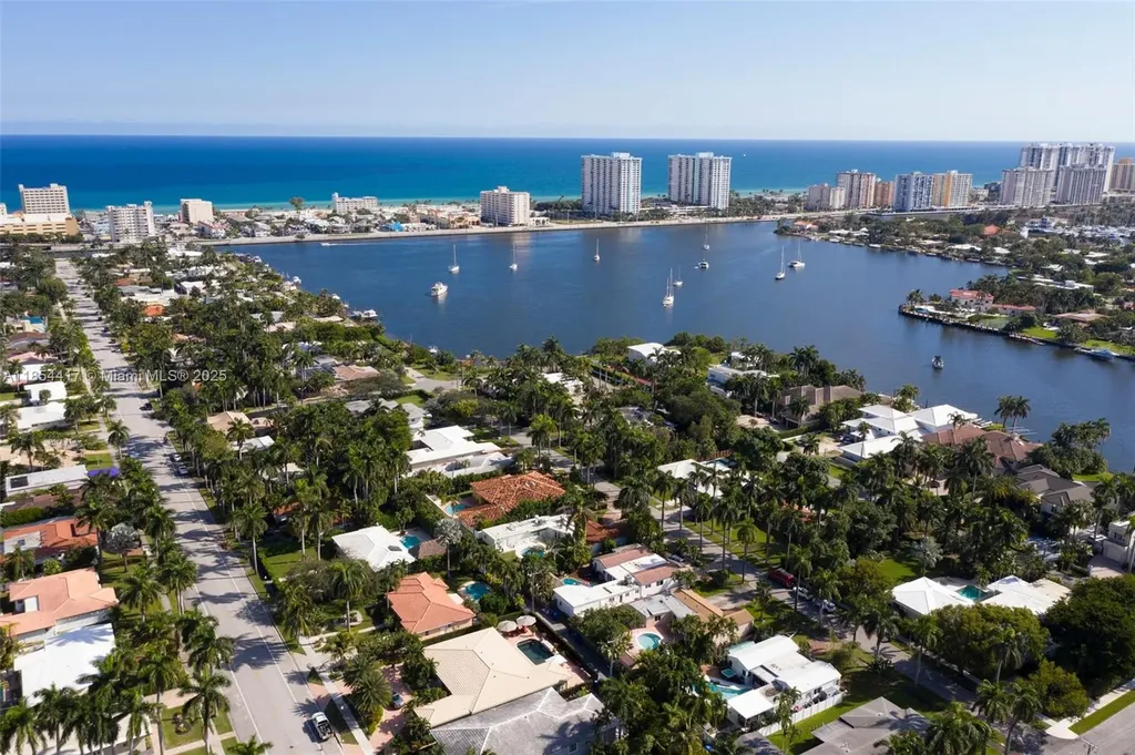 955 Van Buren Street Hollywood FL 33019