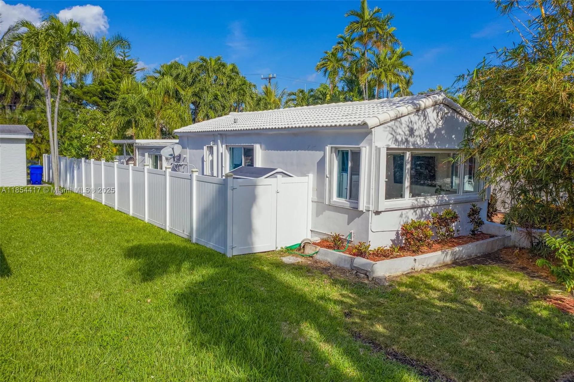 955 Van Buren Street Hollywood FL 33019