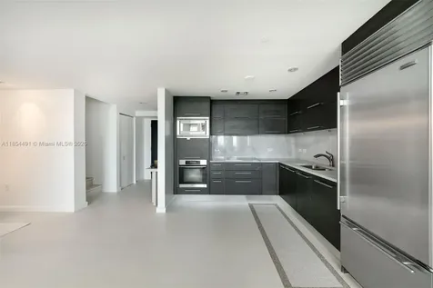 900 Biscayne Boulevard Miami FL 33132