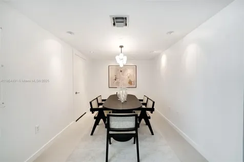 900 Biscayne Boulevard Miami FL 33132