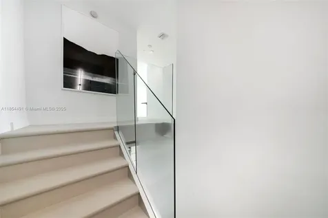 900 Biscayne Boulevard Miami FL 33132