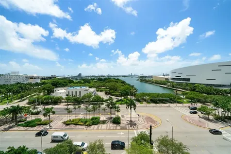 900 Biscayne Boulevard Miami FL 33132