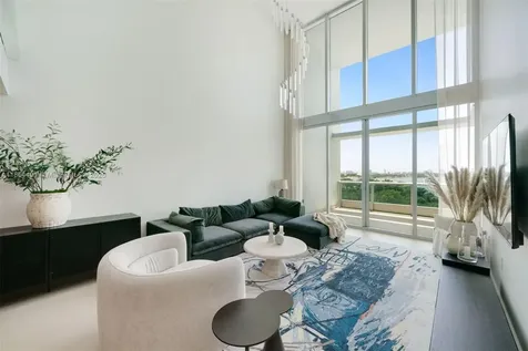 900 Biscayne Boulevard Miami FL 33132