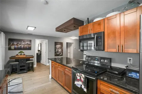 4301 NW 45th Avenue Lauderdale Lakes FL 33319