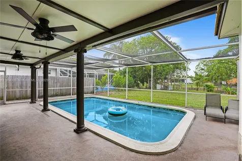 4301 NW 45th Avenue Lauderdale Lakes FL 33319