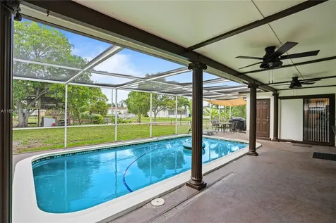 4301 NW 45th Avenue Lauderdale Lakes FL 33319