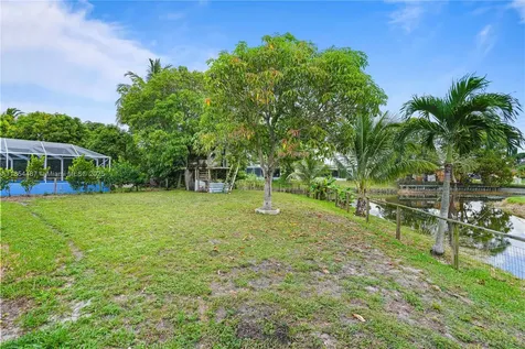 4301 NW 45th Avenue Lauderdale Lakes FL 33319