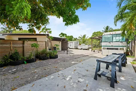 4301 NW 45th Avenue Lauderdale Lakes FL 33319