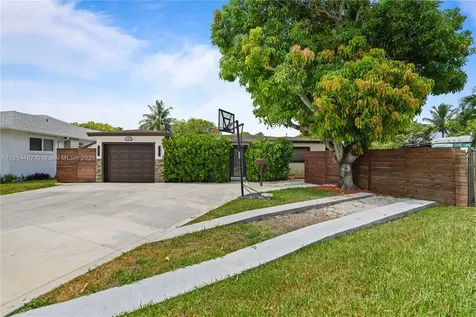 4301 NW 45th Avenue Lauderdale Lakes FL 33319
