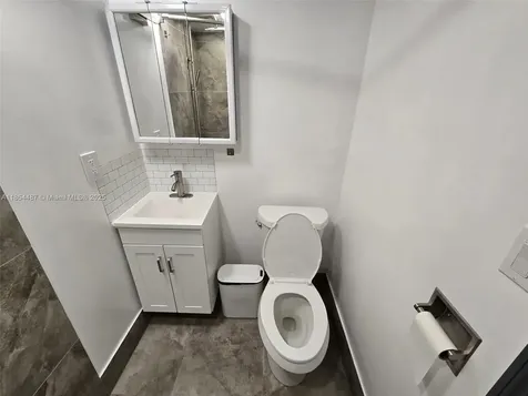 4301 NW 45th Avenue Lauderdale Lakes FL 33319