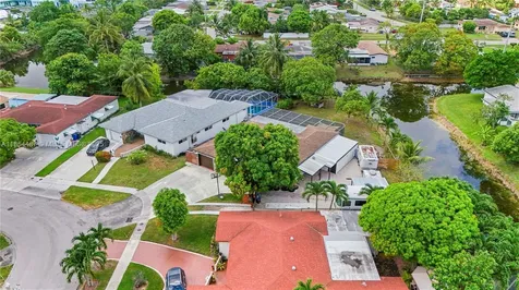 4301 NW 45th Avenue Lauderdale Lakes FL 33319