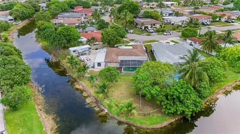 4301 NW 45th Avenue Lauderdale Lakes FL 33319