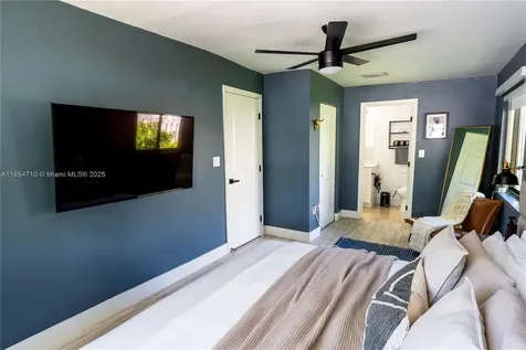50 NW 124th Street North Miami FL 33168