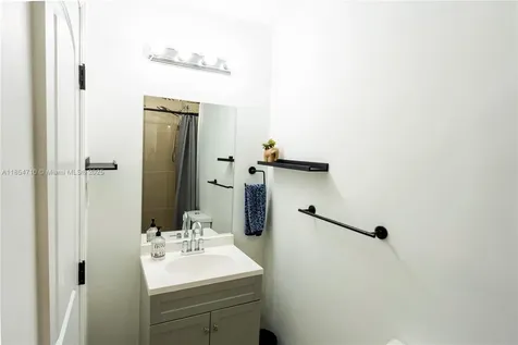 50 NW 124th Street North Miami FL 33168