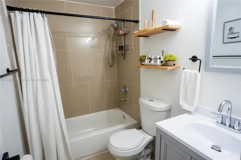 50 NW 124th Street North Miami FL 33168