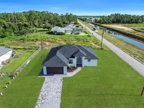 4507 E 9th Street Lehigh Acres FL 33972