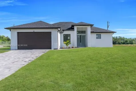 4507 E 9th Street Lehigh Acres FL 33972