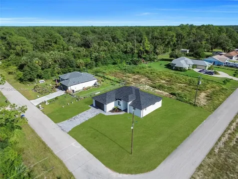 4507 E 9th Street Lehigh Acres FL 33972