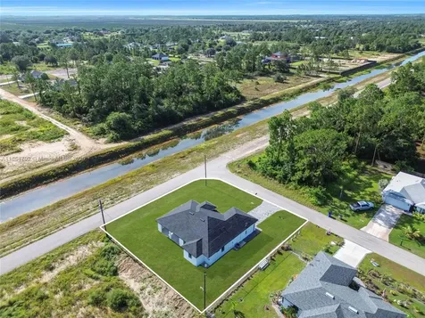 4507 E 9th Street Lehigh Acres FL 33972
