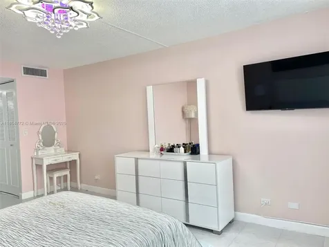 251 174th Street Sunny Isles Beach FL 33160