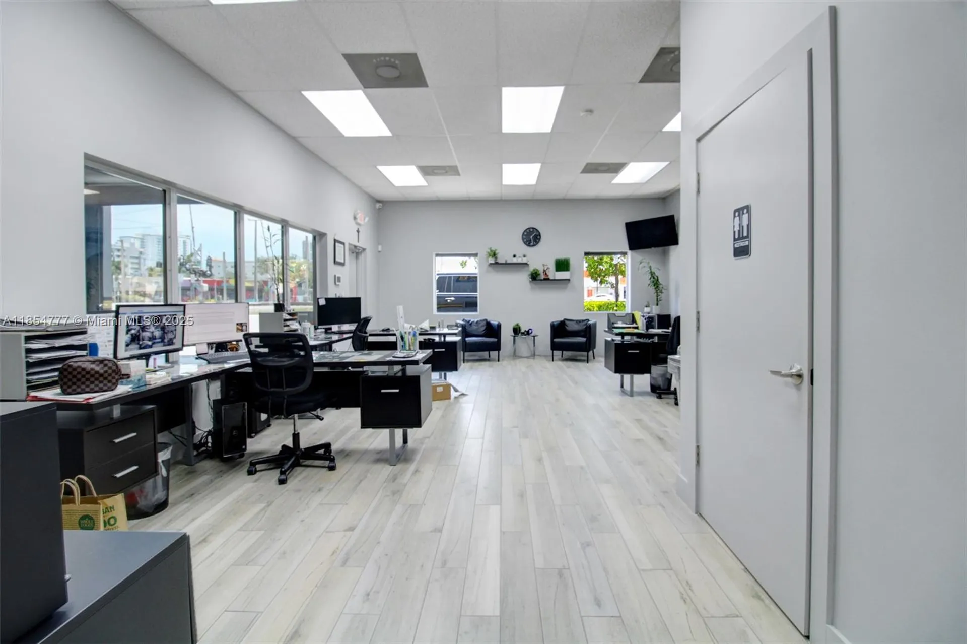 500 S Dixie Highway Hollywood FL 33020
