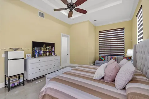 2294 SW 195th Avenue Miramar FL 33029