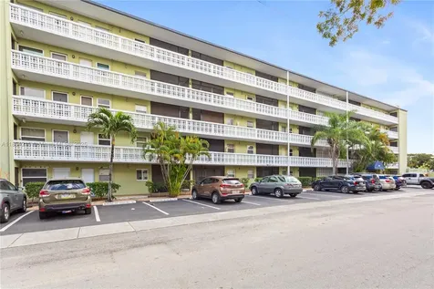 1425 Arthur Street Hollywood FL 33020