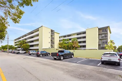 1425 Arthur Street Hollywood FL 33020