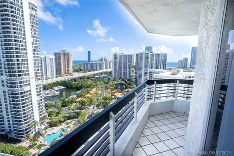 3530 Mystic Pointe Drive Aventura FL 33180