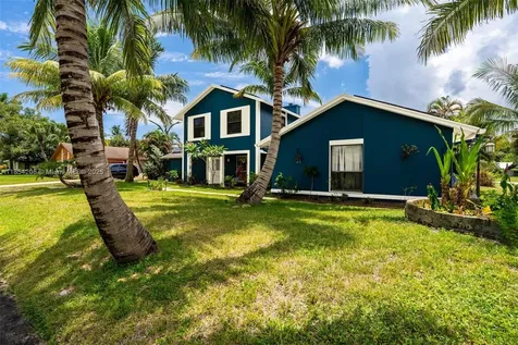 4830 Richmond Mews Haverhill FL 33415