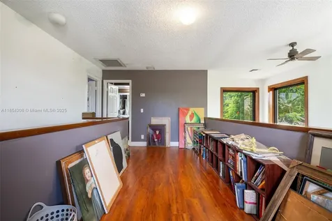 4830 Richmond Mews Haverhill FL 33415
