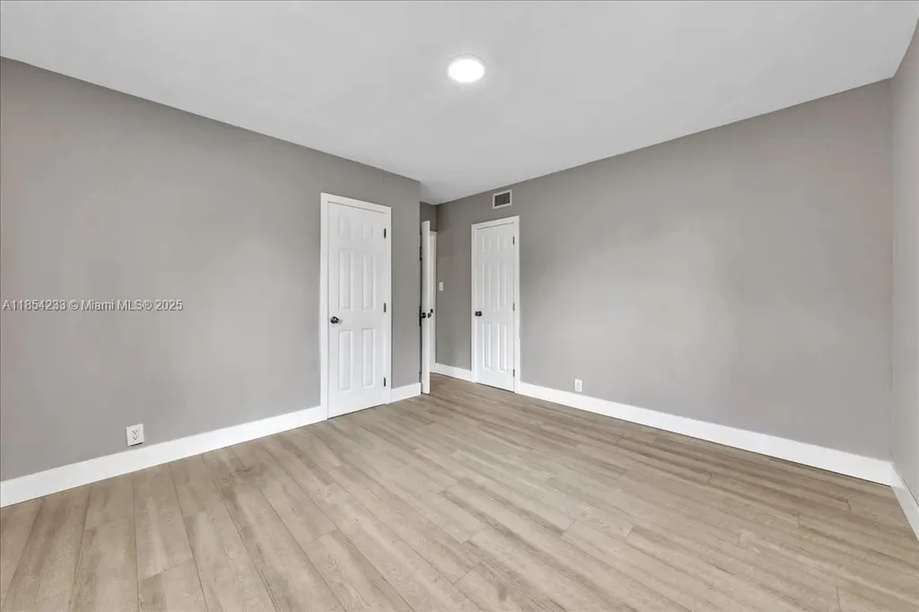 108 SE 23rd Street Fort Lauderdale FL 33316