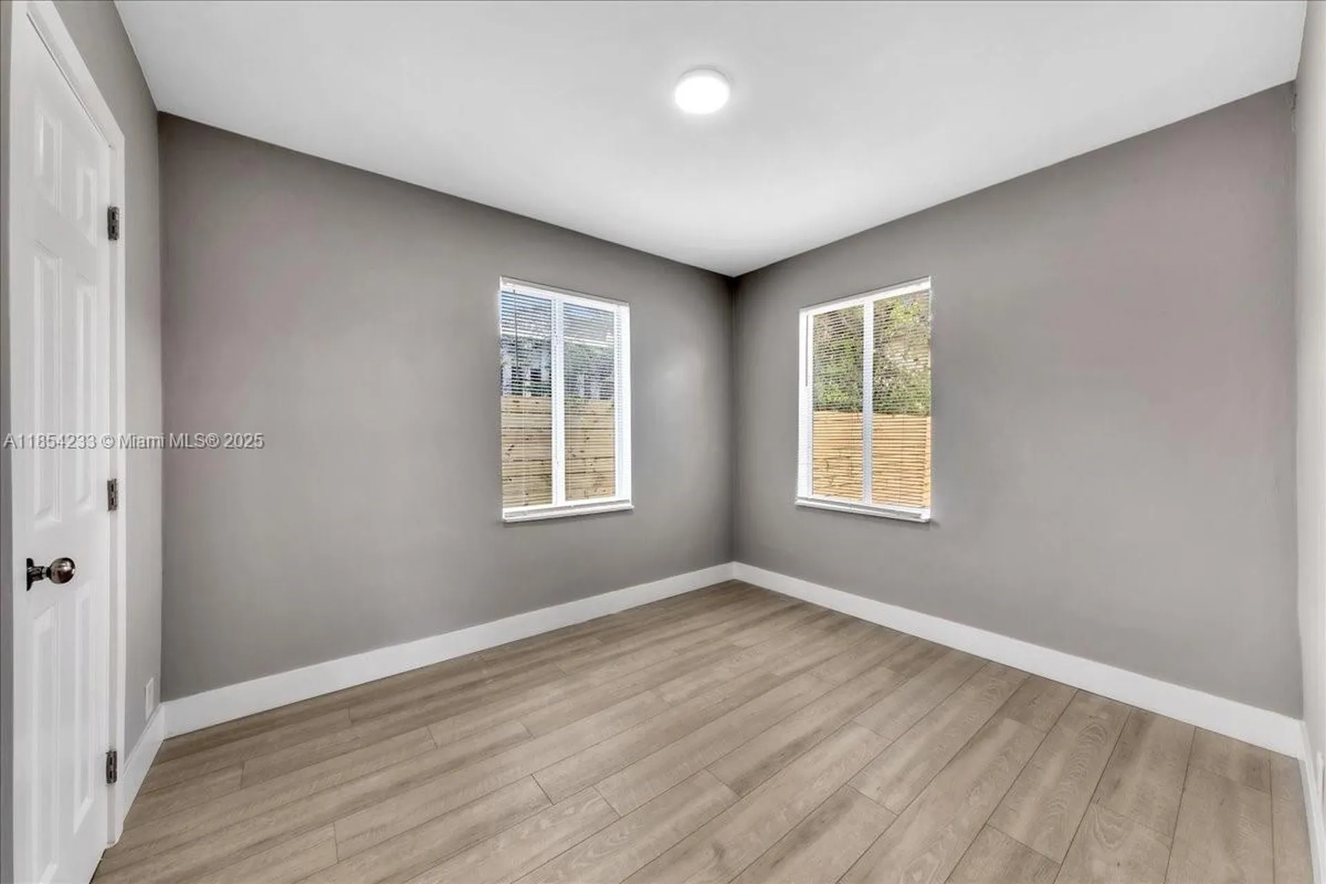108 SE 23rd Street Fort Lauderdale FL 33316