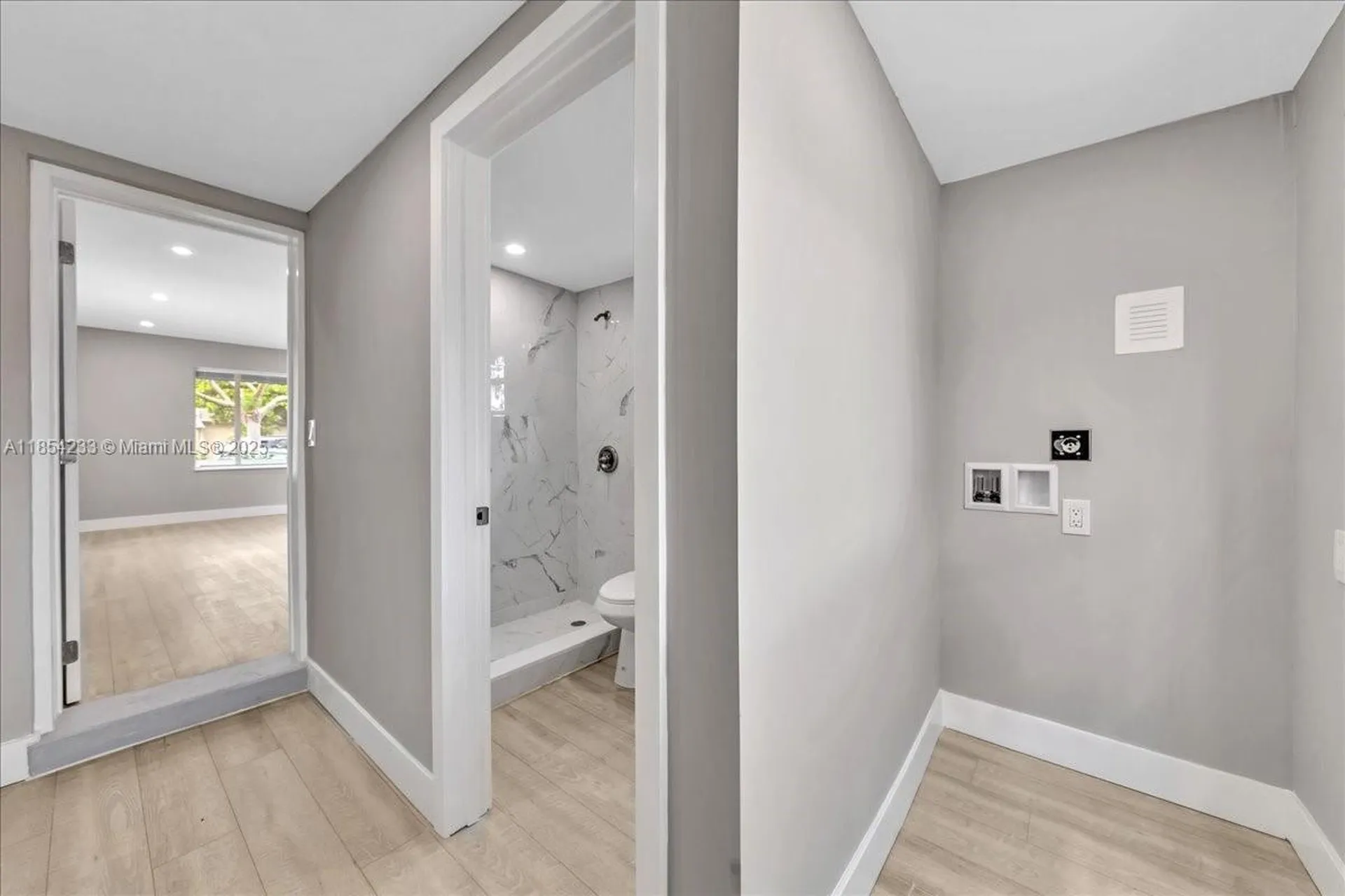 108 SE 23rd Street Fort Lauderdale FL 33316