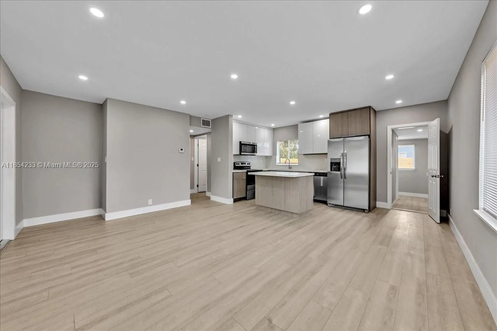 108 SE 23rd Street Fort Lauderdale FL 33316