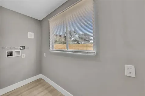 108 SE 23rd Street Fort Lauderdale FL 33316