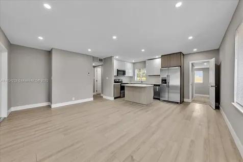 108 SE 23rd Street Fort Lauderdale FL 33316