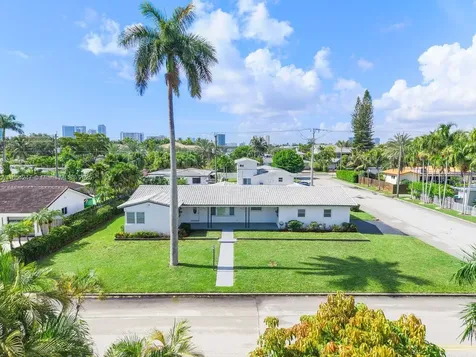 1150 Adams Street Hollywood FL 33019