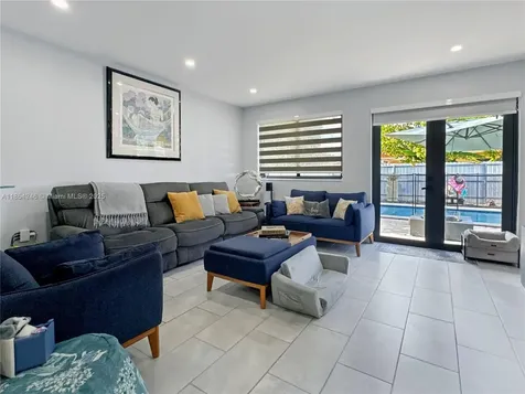 7580 SW 29th Street Miami FL 33155