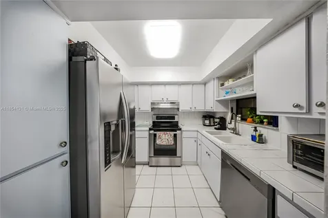 7605 W 6th Avenue Hialeah FL 33014