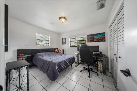 7605 W 6th Avenue Hialeah FL 33014