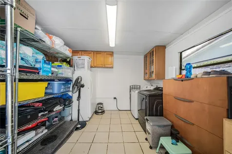7605 W 6th Avenue Hialeah FL 33014