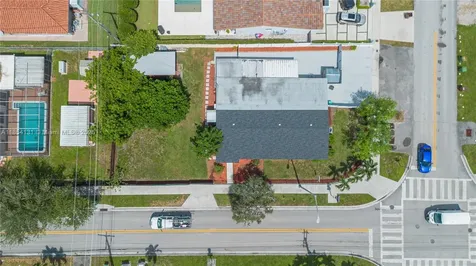 7605 W 6th Avenue Hialeah FL 33014